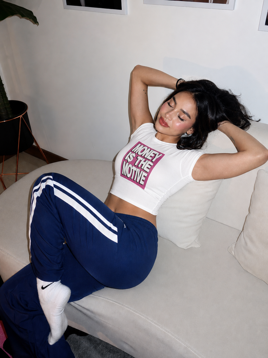 Money Is The Motive IT Girl